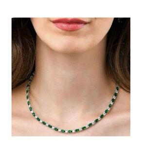 NWT Elegant Green & White Cubic Zirconia Necklace 16 inches